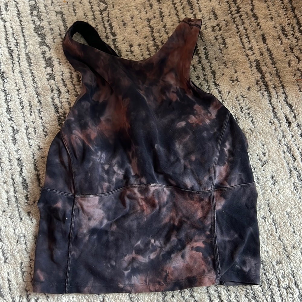 Lululemon Size 6 Top